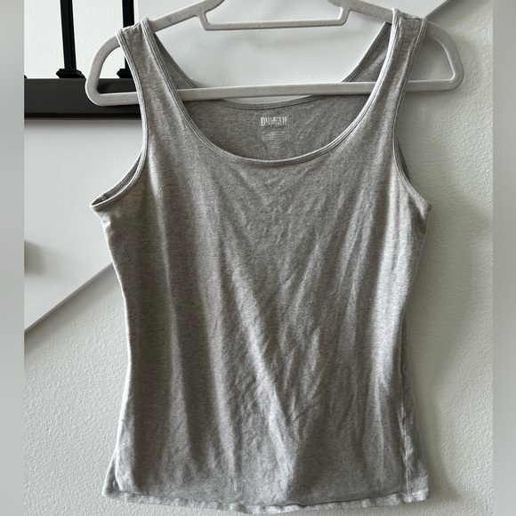 2 Duluth No Yank Tanks - Picture 4 of 5